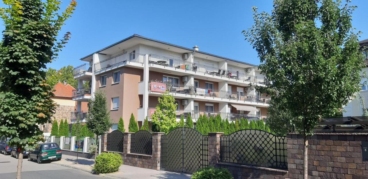 Riviera Wellness Apartman Siófok Exterior foto
